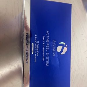 Is clinical active peel system